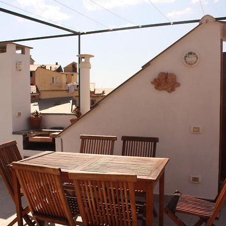 La Terrazza Apartment Vernazza Bagian luar foto