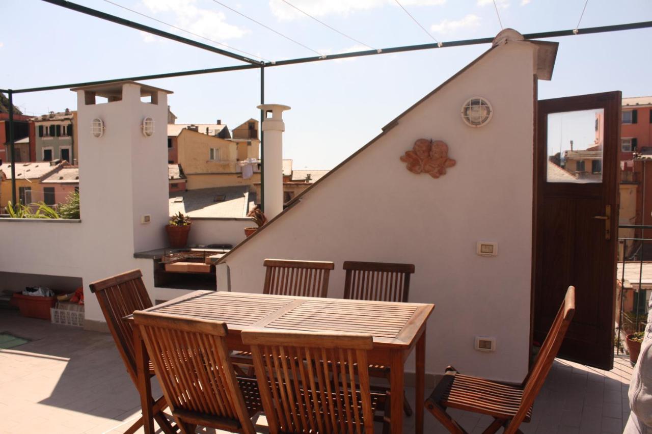 La Terrazza Apartment Vernazza Bagian luar foto