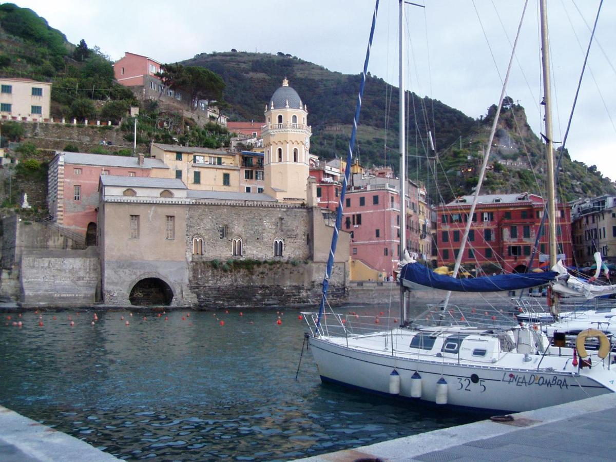 La Terrazza Apartment Vernazza Bagian luar foto